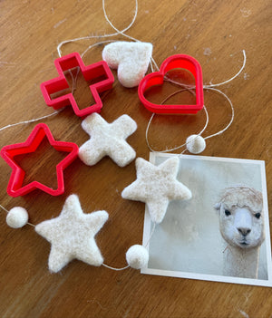 workshop - felting - shapes (garlands and decorations)